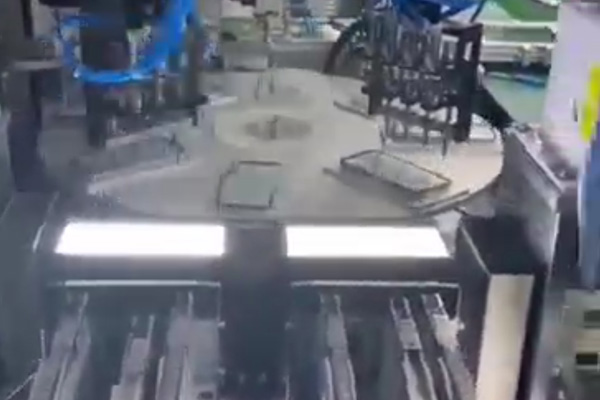 手機中框彈片平面焊接機